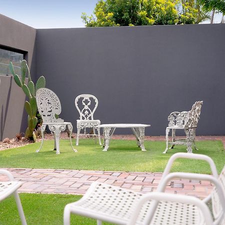 Anville Court Brisbane Exterior foto