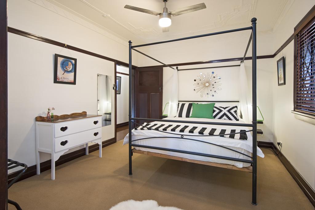 Anville Court Brisbane Exterior foto